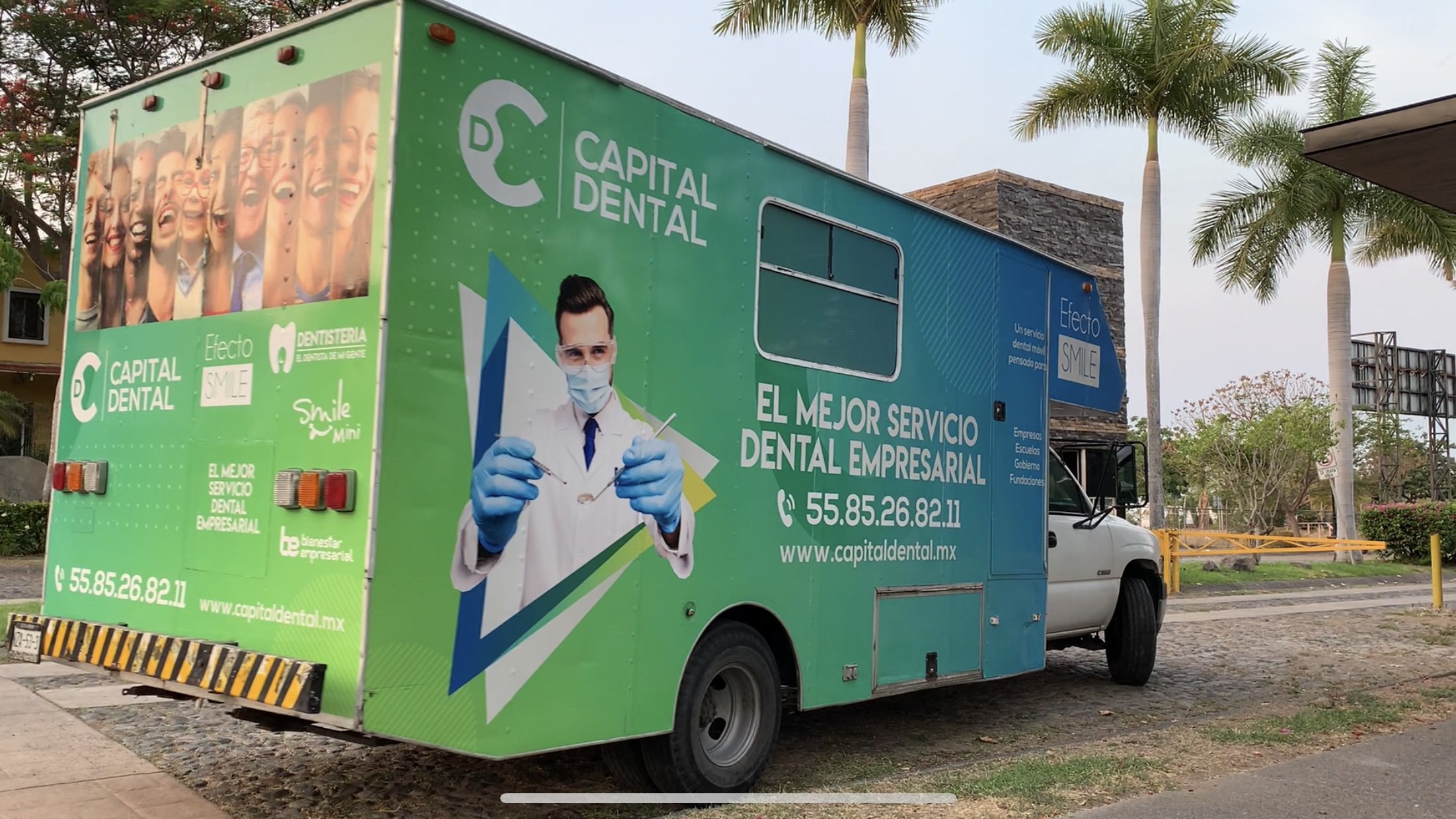 Unidad Móvil de Capital Dental 01_compressed